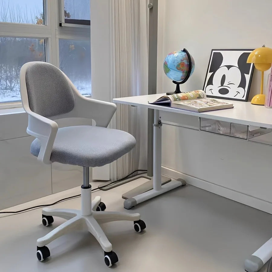 Comfortable Cushion Office Chair with Wheels